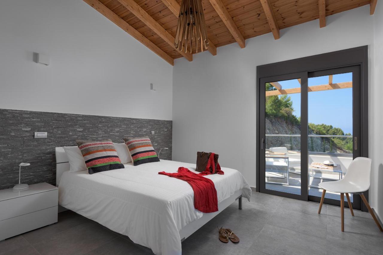 Kathisma Bay Villas - Luxury Villas - Villa Helios Kalamitsi  Luaran gambar