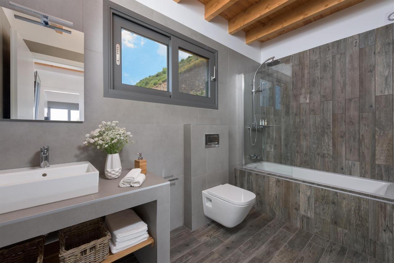 Kathisma Bay Villas - Luxury Villas - Villa Helios Kalamitsi  Luaran gambar